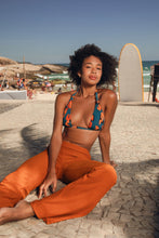 Load image into Gallery viewer, Image 13: Rio De Sol Beach Trousers Ferrugo Murana Pants