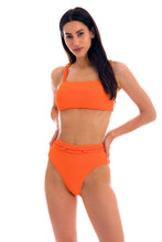 Load image into Gallery viewer, Model Front: Rio De Sol Set Set St-Tpz-Tangerina Reto Hotpant-High