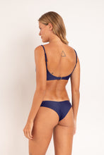 Load image into Gallery viewer, Model Back: Rio De Sol Top Top Touch-Marinho Paola