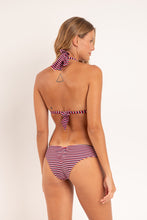 Load image into Gallery viewer, Model Back: Rio De Sol Top Top Garoupa Mel