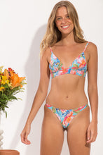 Load image into Gallery viewer, Model Front: Rio De Sol Bottom Bottom Zinnia Leblon