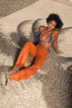 Load image into Gallery viewer, Image 07: Rio De Sol Beach Trousers Ferrugo Murana Pants