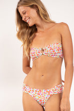 Load image into Gallery viewer, Image 07: Rio De Sol Top Top Ditsy-Sky Mavi