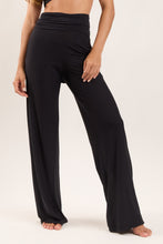 Load image into Gallery viewer, Gallery: Rio De Sol Beach Trousers Black Pants Knot