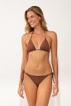 Load image into Gallery viewer, Model Front: Wednesday In Hawaii By Rio De Sol Set Set Coco Kauai Kaleia