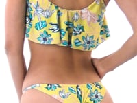 Load and play video in Gallery viewer, Video: Rio De Sol Top Top Florescer Babado