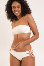 Load image into Gallery viewer, Image 09: Rio De Sol Bottom Bottom Off-White Madrid