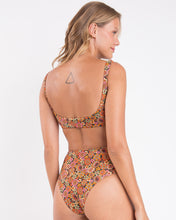 Load image into Gallery viewer, Image 05: Rio De Sol Set Set Bouquet Bliss Hotpants