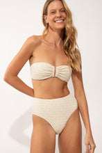 Load image into Gallery viewer, Image 08: Rio De Sol Bottom Bottom Brisa-Offwhite Hotpants
