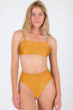 Load image into Gallery viewer, Gallery: Rio De Sol Set Set Damasco Bandeau-Reto Hotpants
