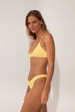 Load image into Gallery viewer, Image 04: Wednesday In Hawaii By Rio De Sol Top Top Kiko-Lilikoi Hana
