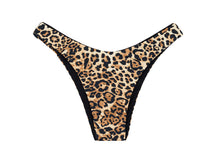 Load image into Gallery viewer, Product Front: Rio De Sol Bottom Bottom Leopardo Bandeau
