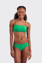 Load image into Gallery viewer, Model Front: Rio De Sol Bottom Bottom Tambourine Madrid
