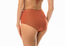 Load image into Gallery viewer, Image 03: Rio De Sol Bottom Calcinha Radiante Canela Hot Pant
