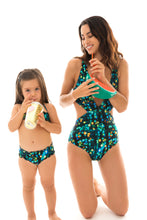 Load image into Gallery viewer, Model Back: Rio De Sol Girl&#39;s Two-Piece Luce Kids
