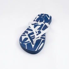 Load image into Gallery viewer, Image 05: Rio De Sol Flip-Flop Pottery Slim

