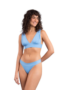 Model Front: Rio De Sol Set Set Baltico Halter-Marina Essential-Cos