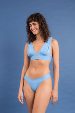 Load image into Gallery viewer, Image 10: Rio De Sol Set Set Baltico Halter-Marina Essential-Cos

