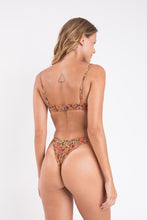 Load image into Gallery viewer, Model Back: Rio De Sol Set Set Bouquet Mila Cali
