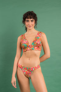 Image 09: Rio De Sol Set Set Tropics Halter-Marina Essential-Cos