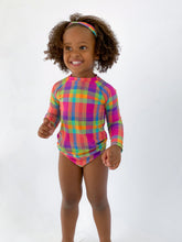 Load image into Gallery viewer, Model Front: Rio De Sol Rash Guard Tulip-Garden Rash-Guard Kids
